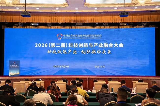 武汉科技大学艺术与设计学院青年学子赴新疆托托镇开展爱心托管服务